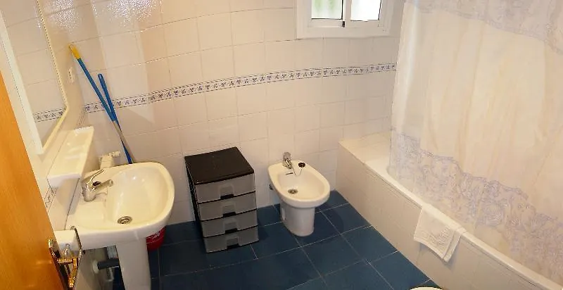 Apartamentos Sunway Tara Sitges 0*,  España